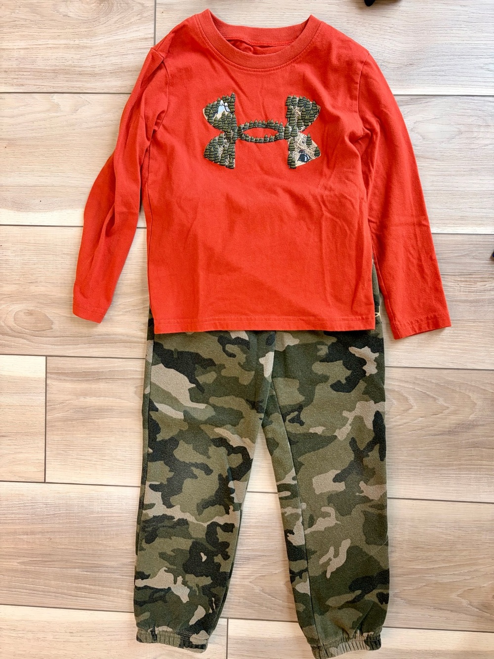 Boys Under Armour Bundle! - Picture 8 of 14